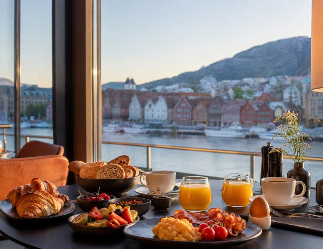 1061778842123Breakfast Actual size.jpg