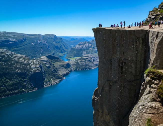 1991776946852Preikestolen correct size.jpg